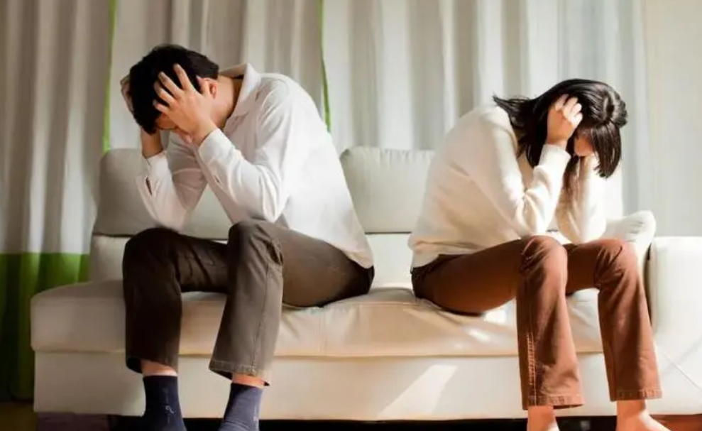 廣州市偵探公司：結(jié)婚后房產(chǎn)證加上女方名字屬