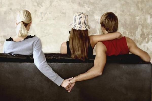 女方出軌是否意味著感情終結(jié)（廣州婚姻出軌取證）